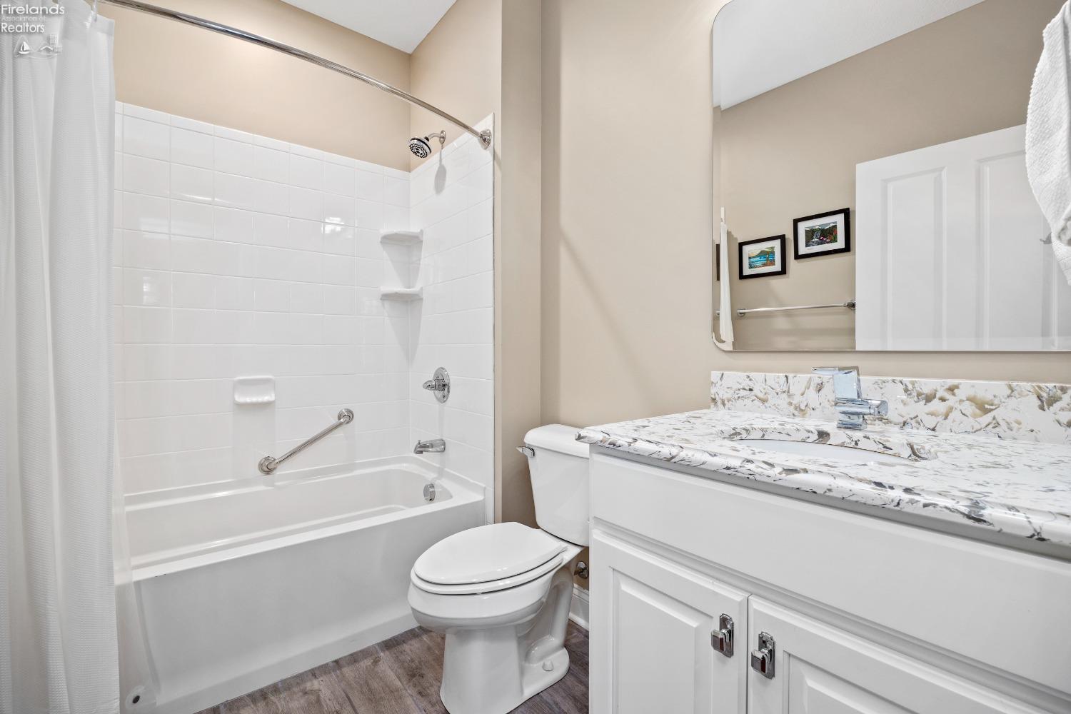 2771 Canterbury Circle