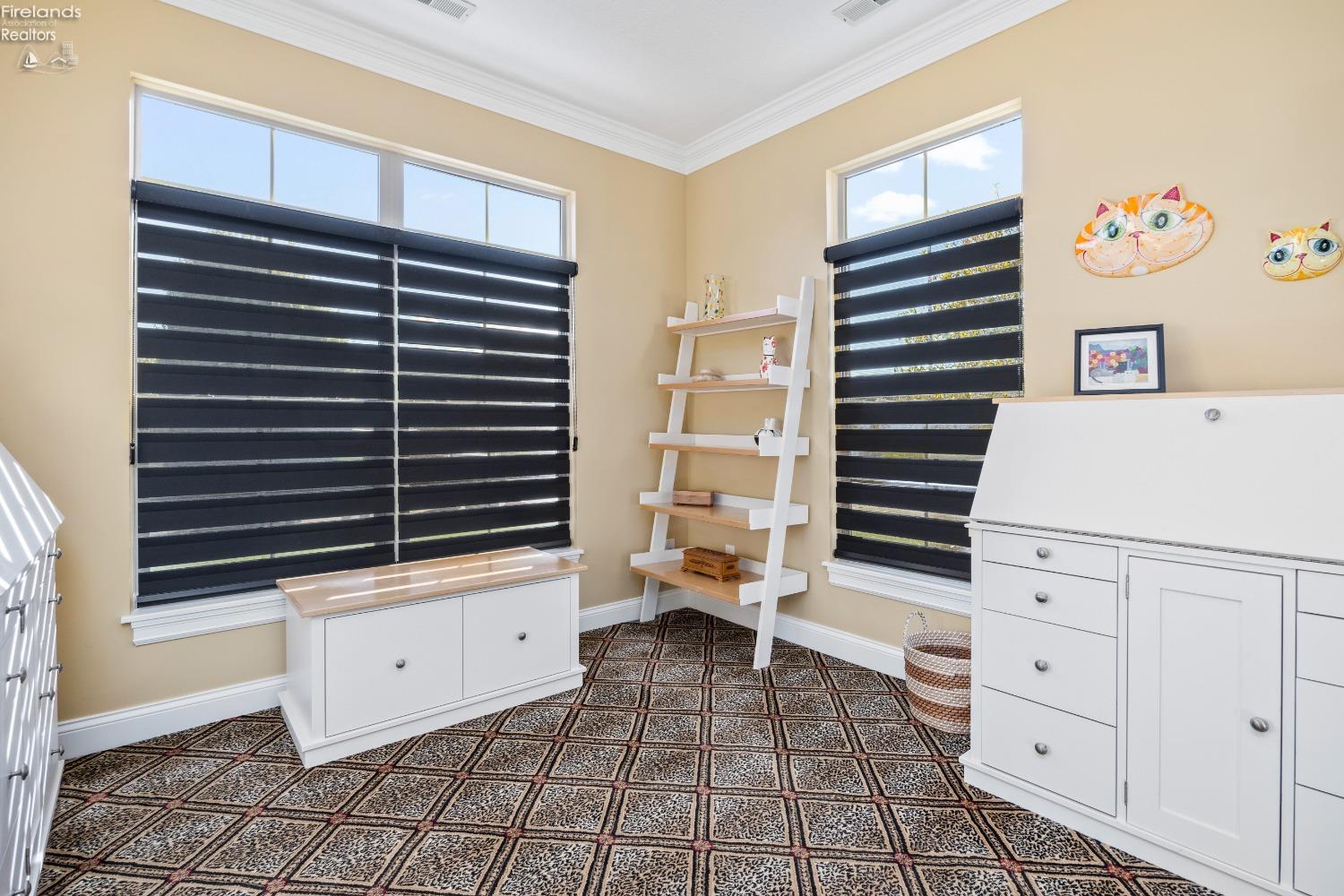 2771 Canterbury Circle