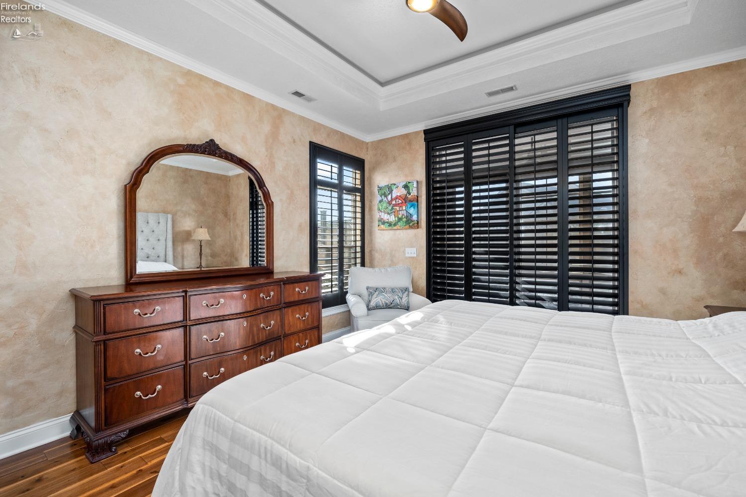 2771 Canterbury Circle