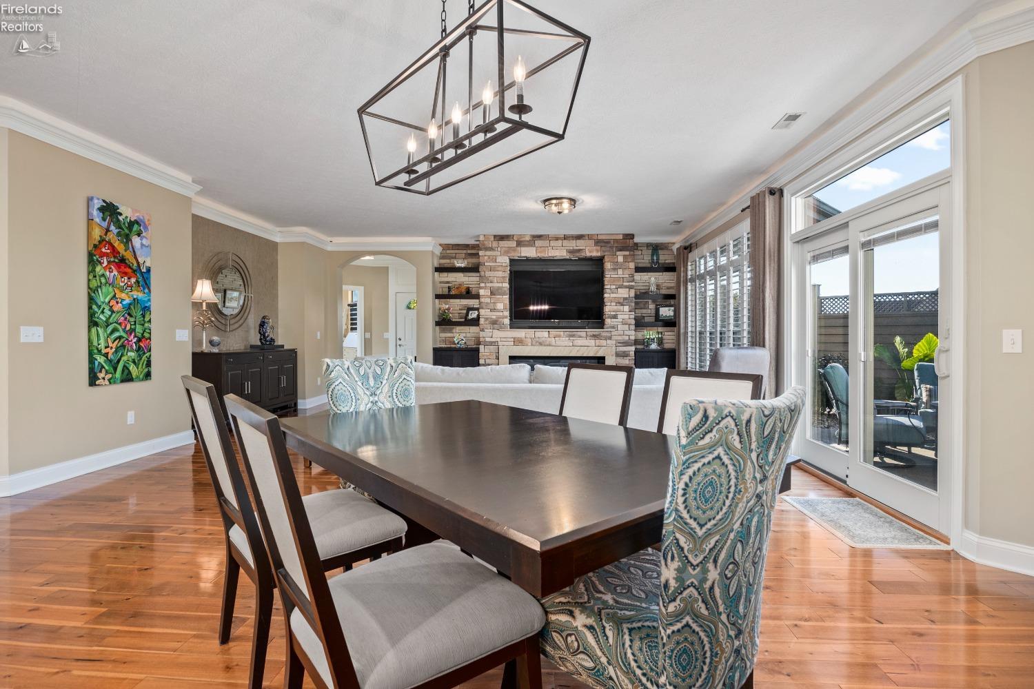 2771 Canterbury Circle