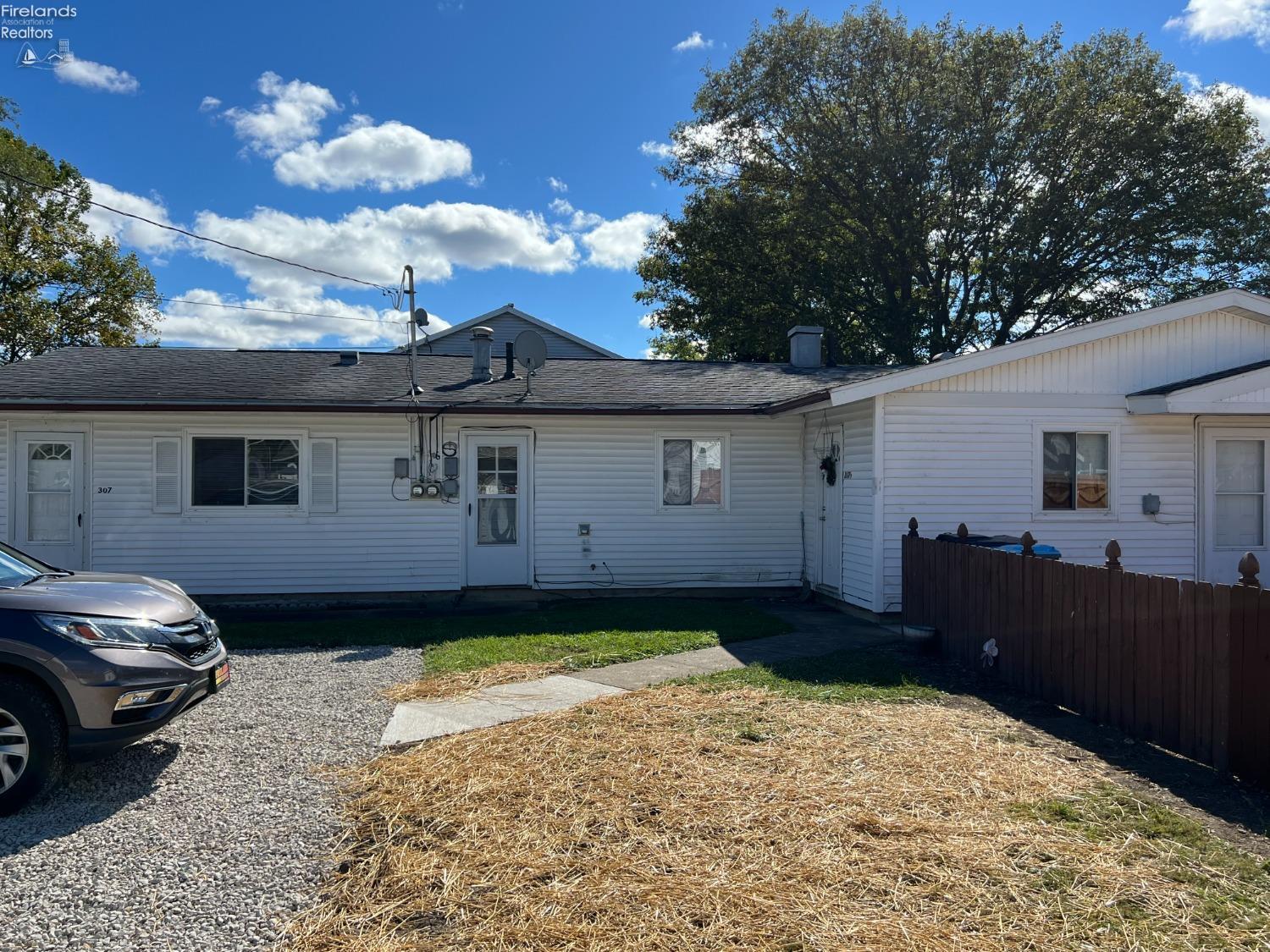 303 307 Gumwood Road