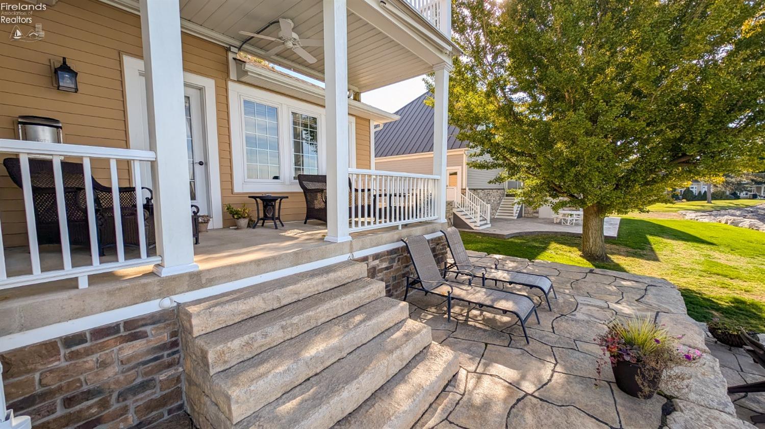 1394 N Overlook Drive