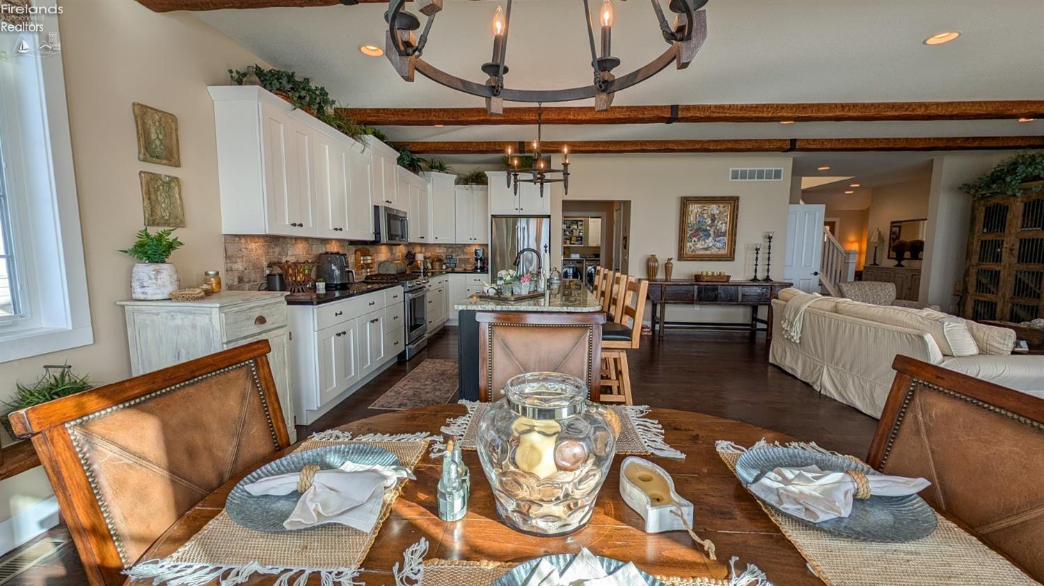 1394 N Overlook Drive