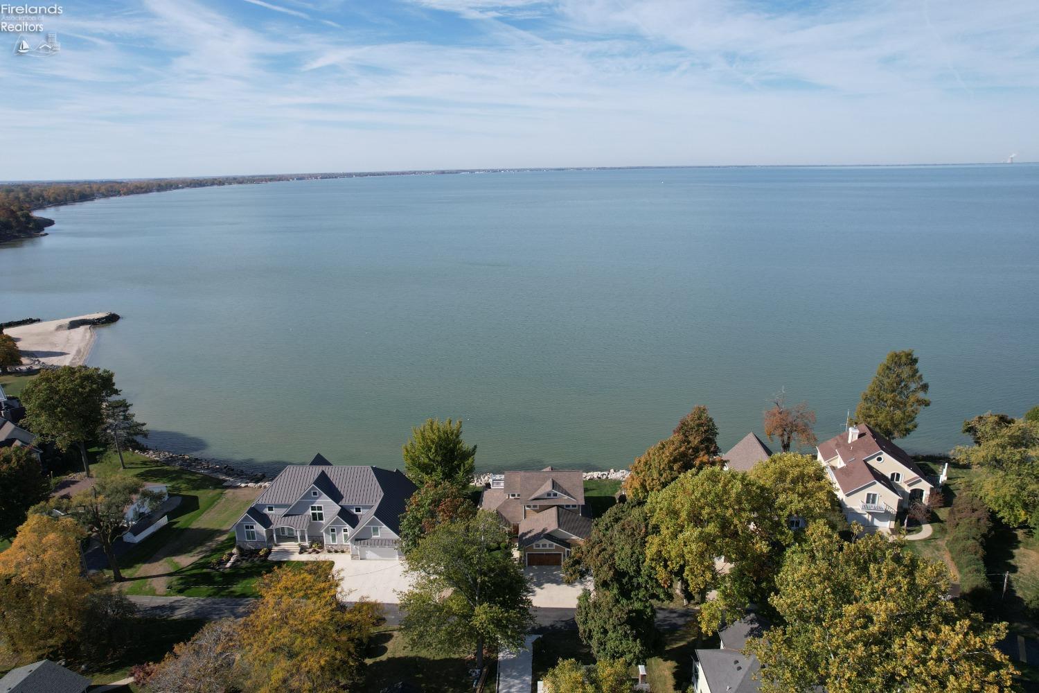 1394 N Overlook Drive