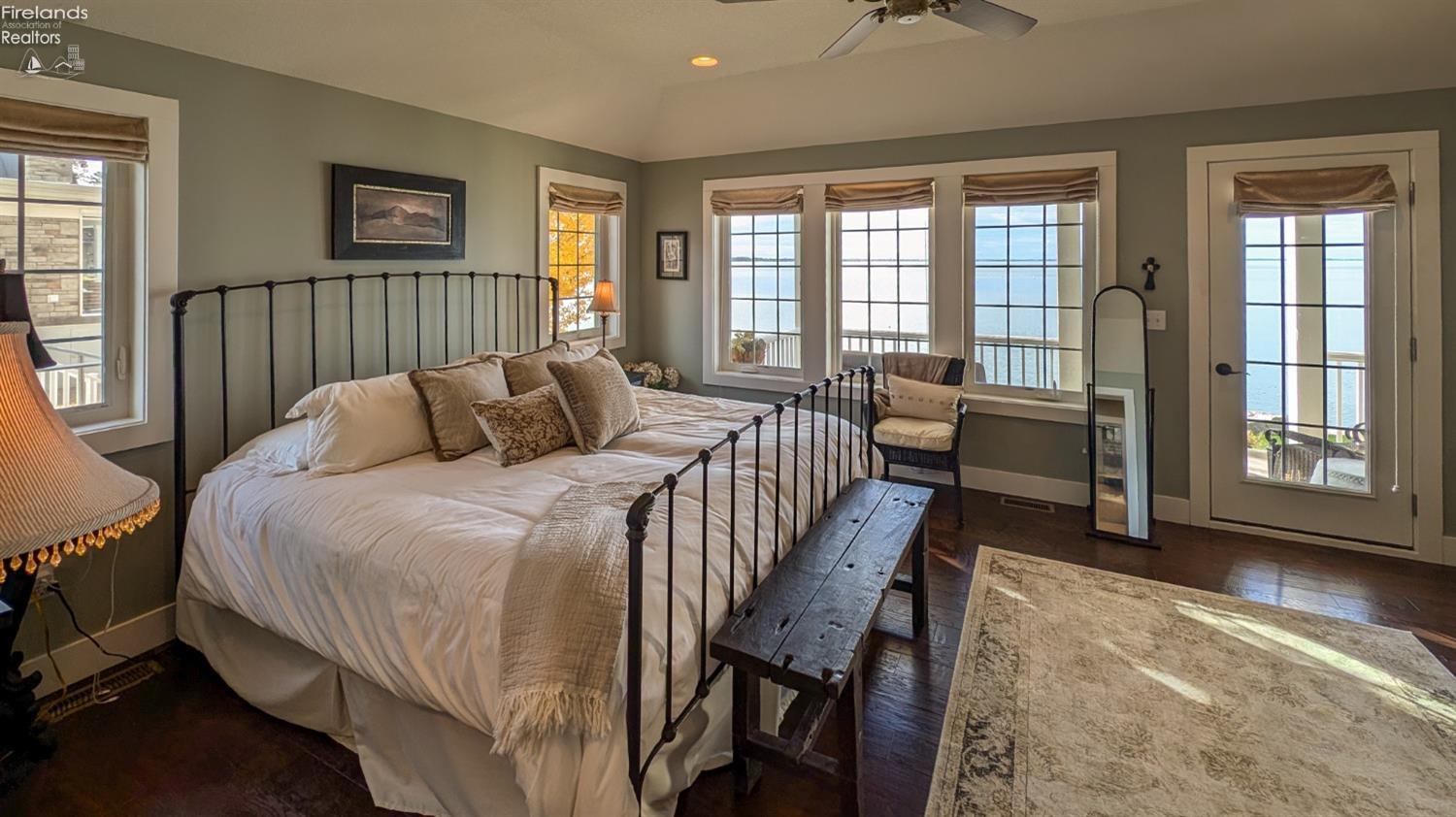 1394 N Overlook Drive