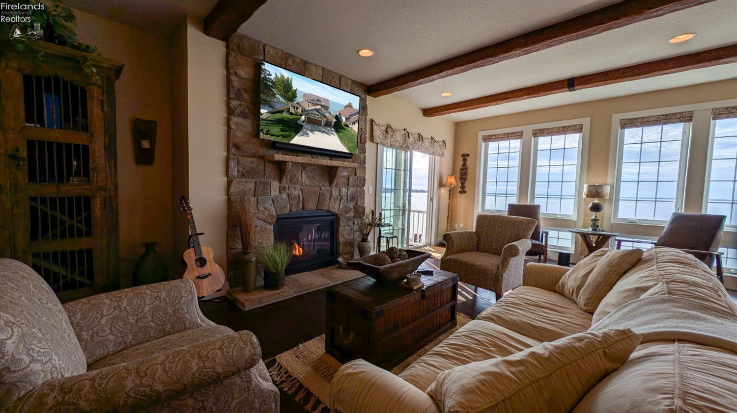 1394 N Overlook Drive