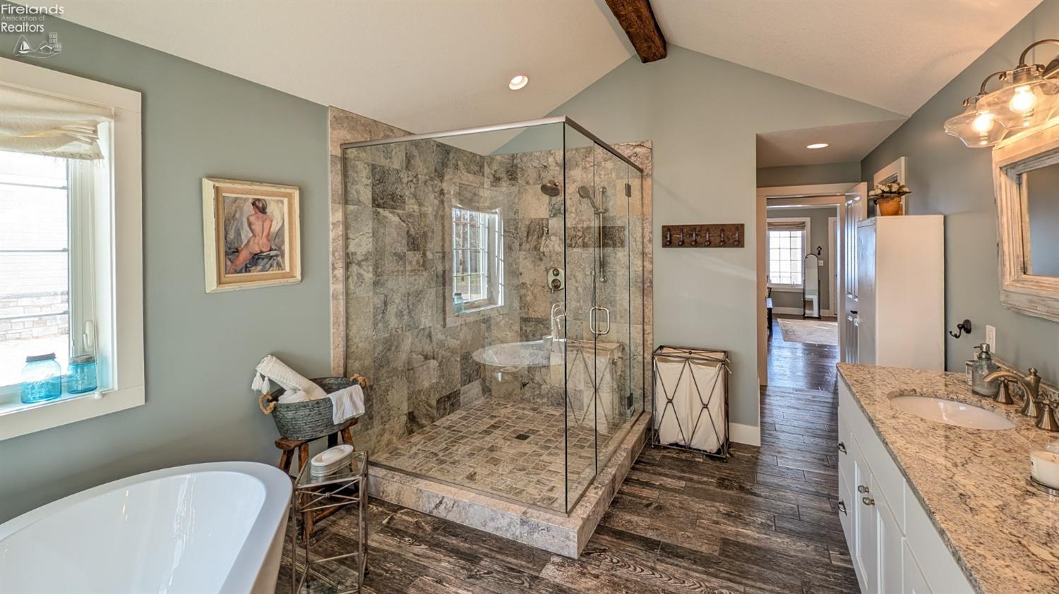 1394 N Overlook Drive