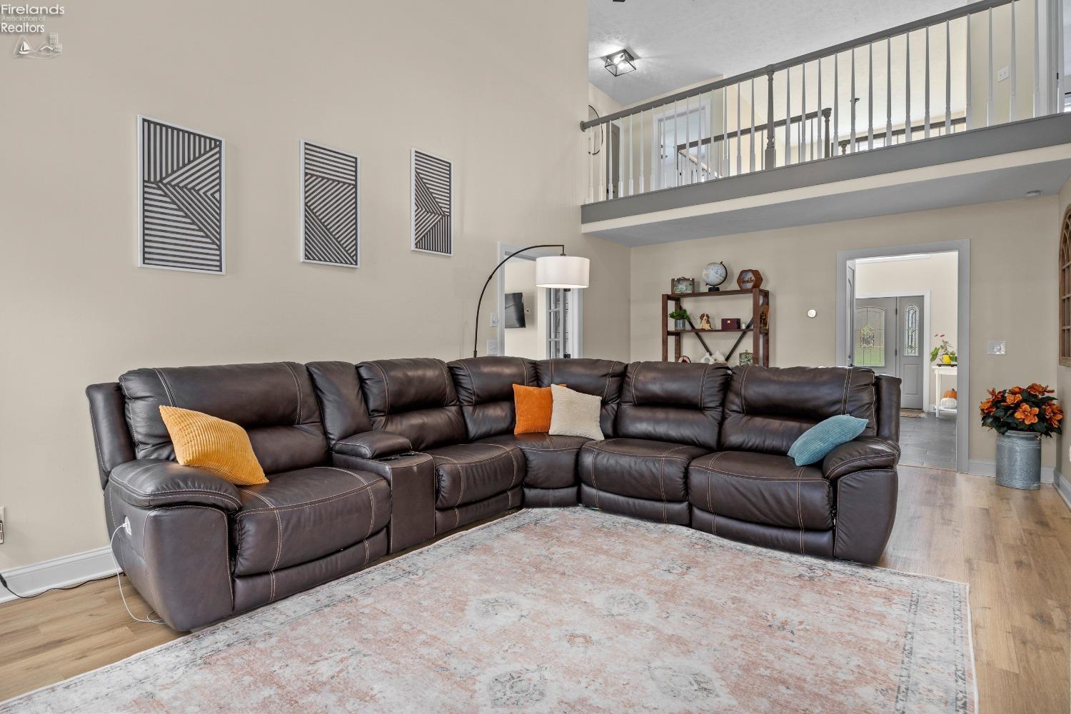 1800 Claus Rd.