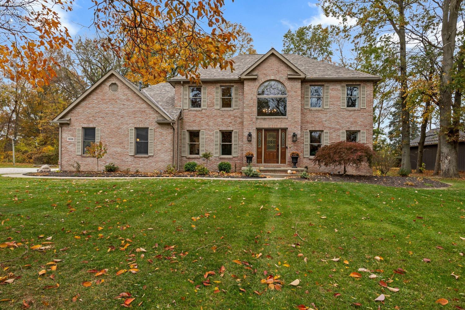 1800 Claus Rd.
