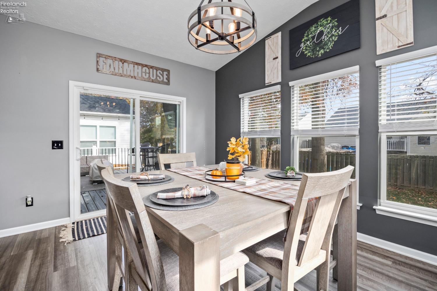4661 Boulder Lane
