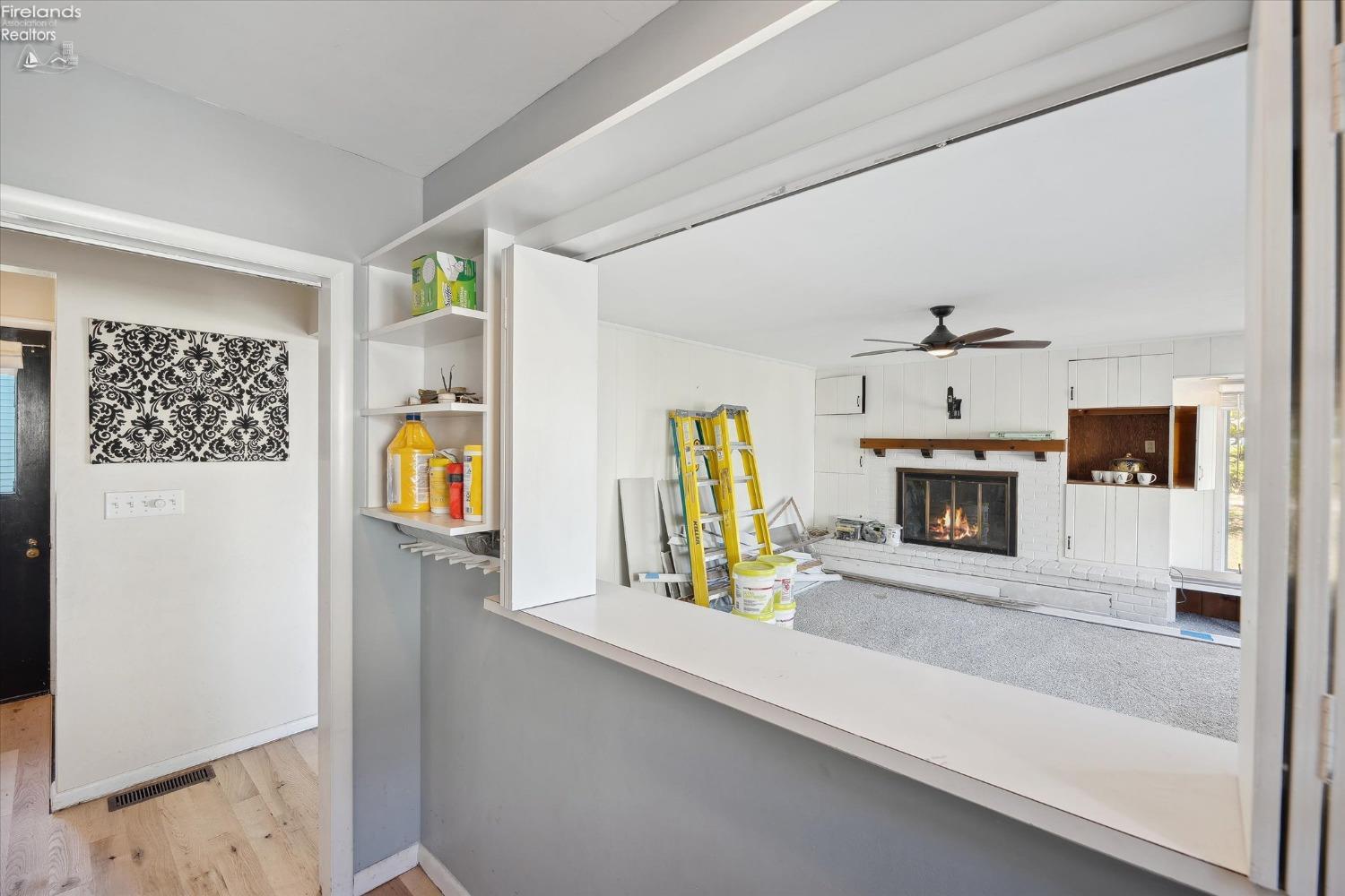 521 E 2nd Street