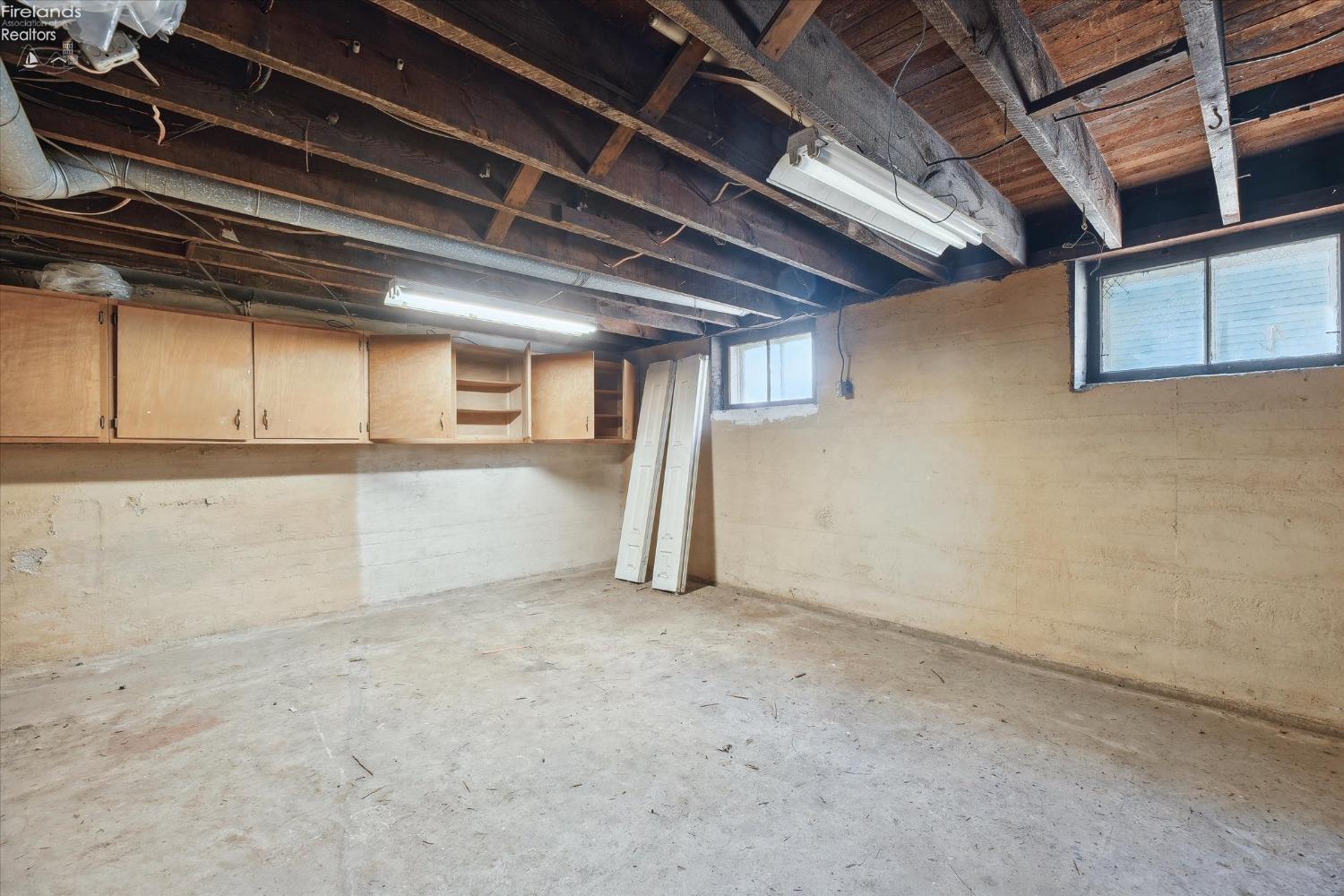 521 E 2nd Street