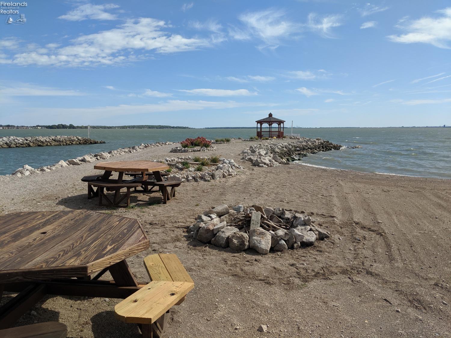 2705 S Harbor Bay Drive 1331