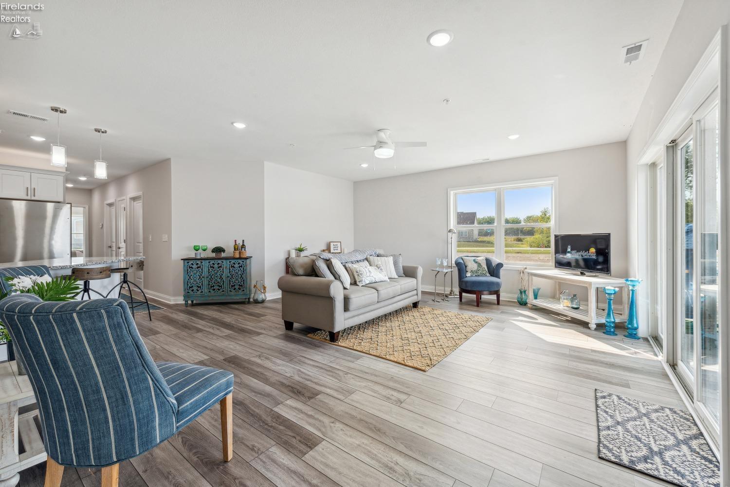 2705 S Harbor Bay Drive 1331