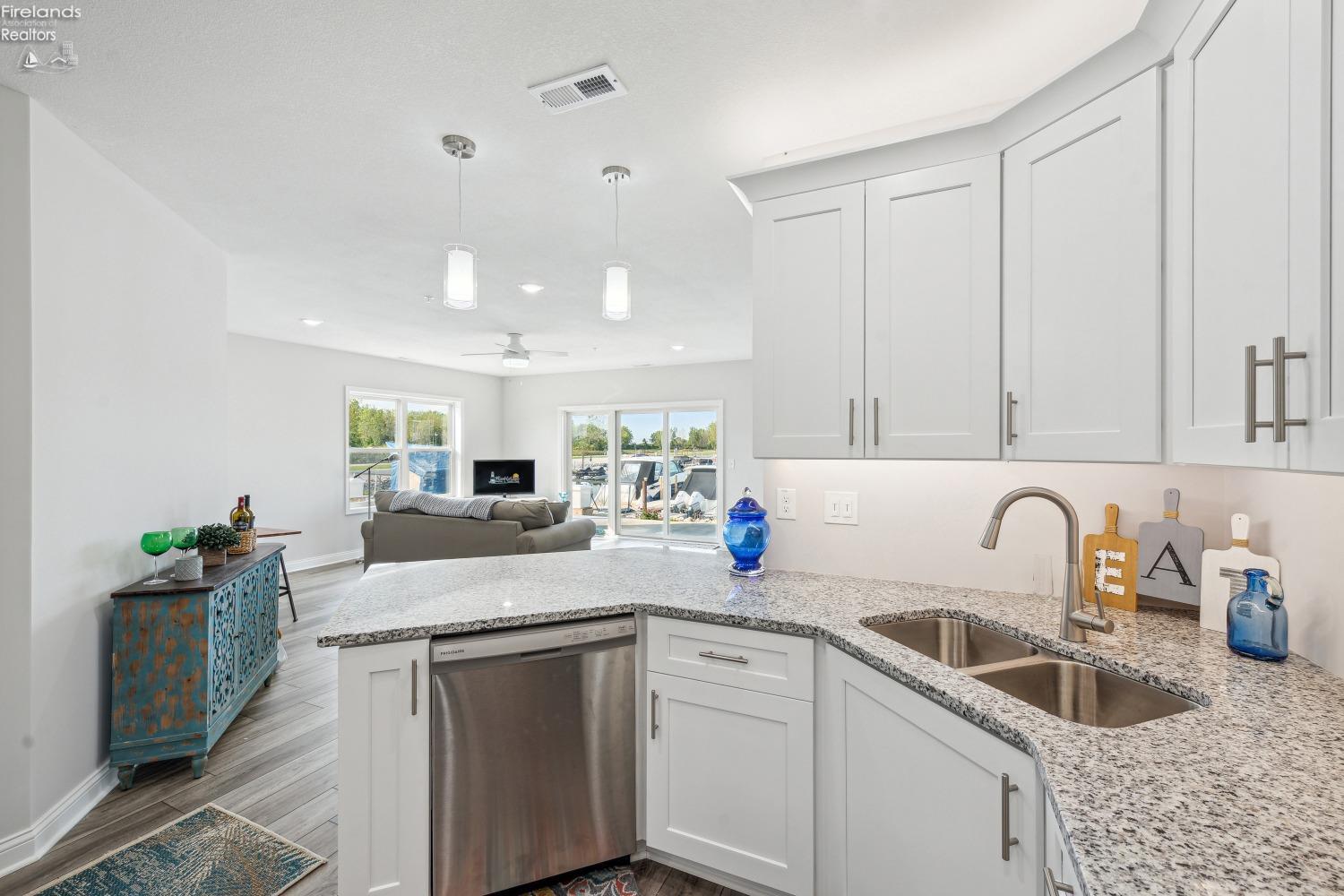 2705 S Harbor Bay Drive 1331