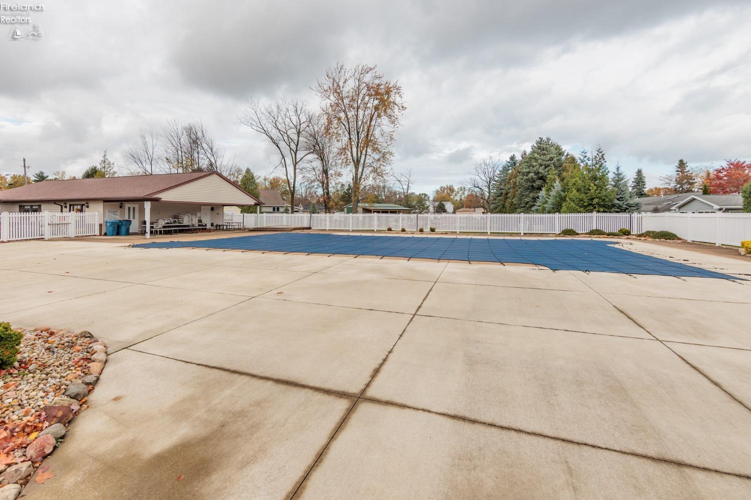 410 Leisure Drive