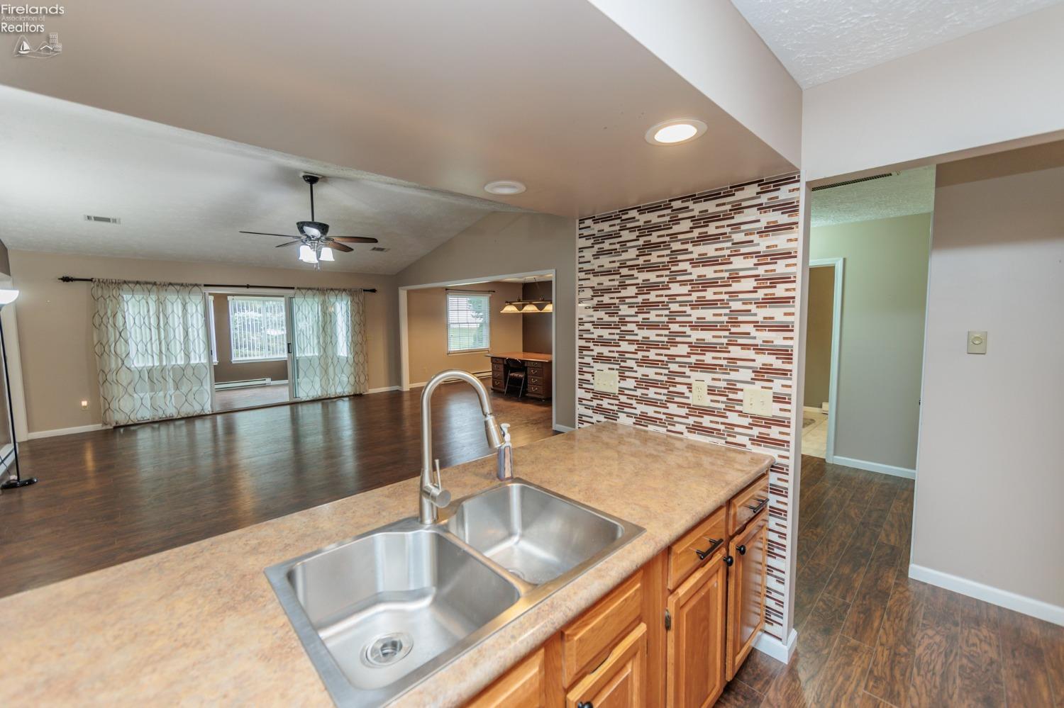 410 Leisure Drive