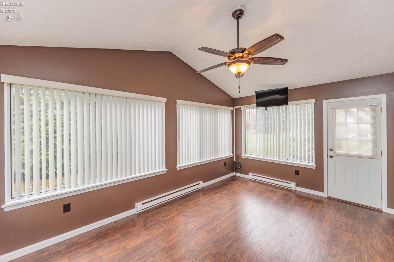 410 Leisure Drive
