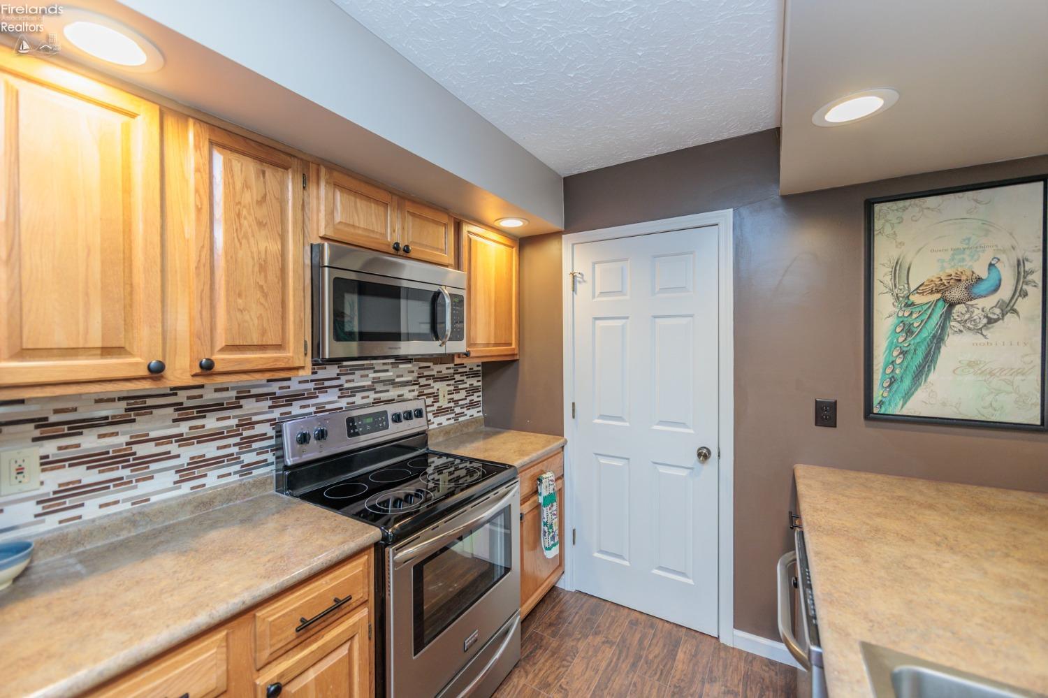 410 Leisure Drive