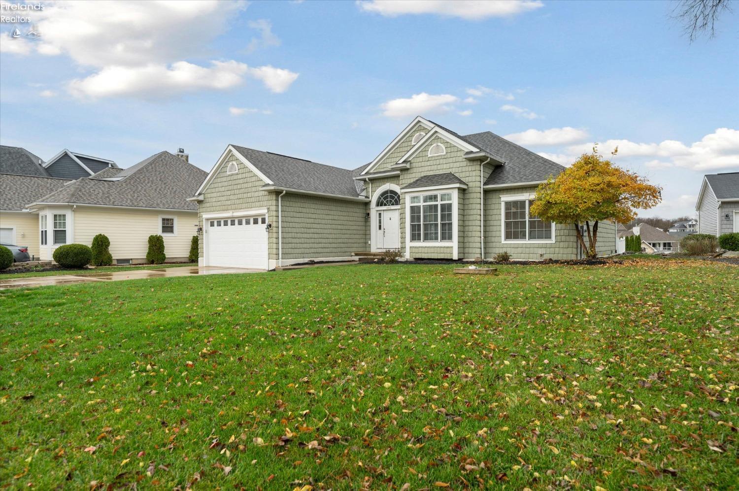 4453 E Forest Glen Lane