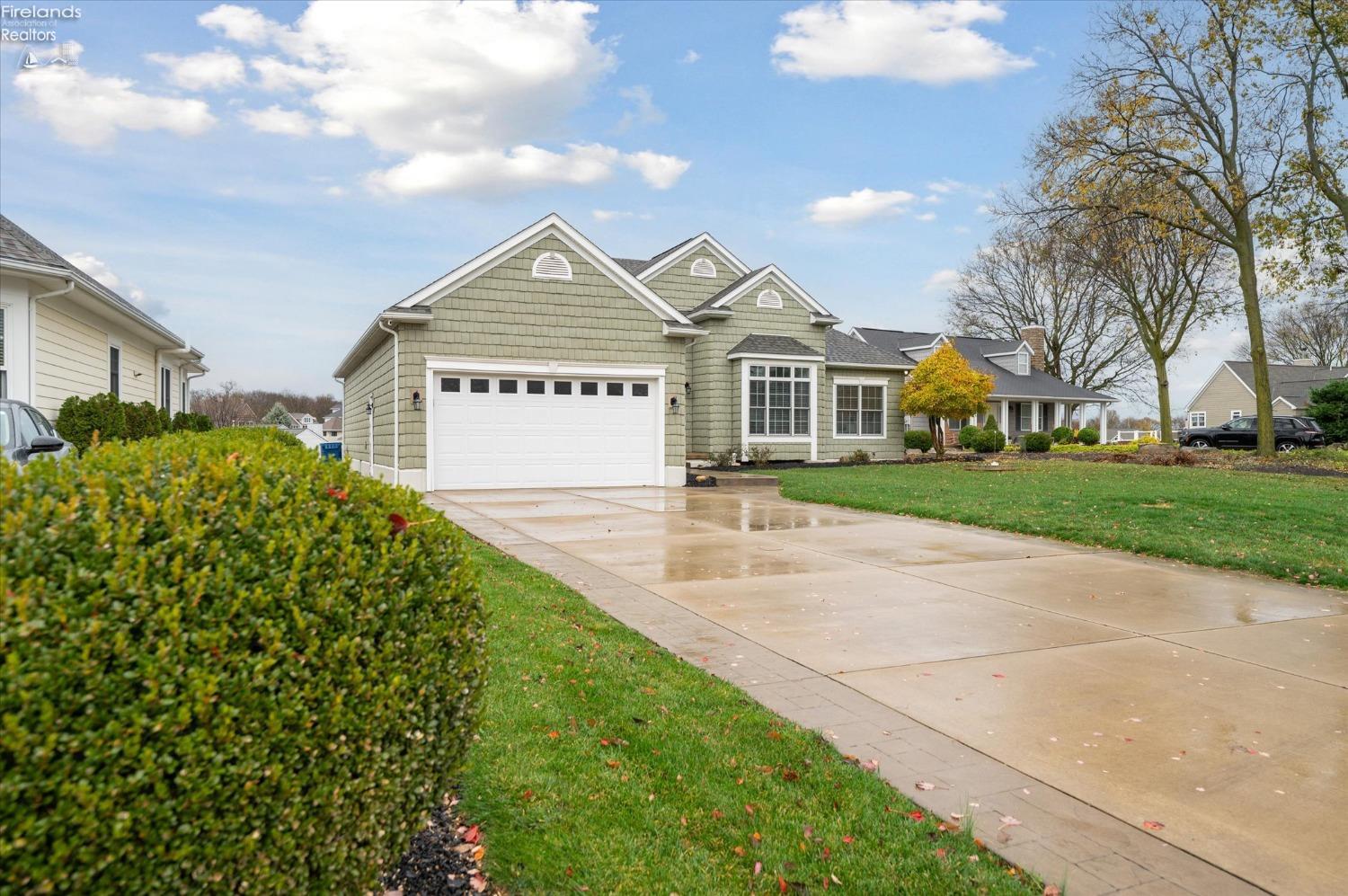 4453 E Forest Glen Lane