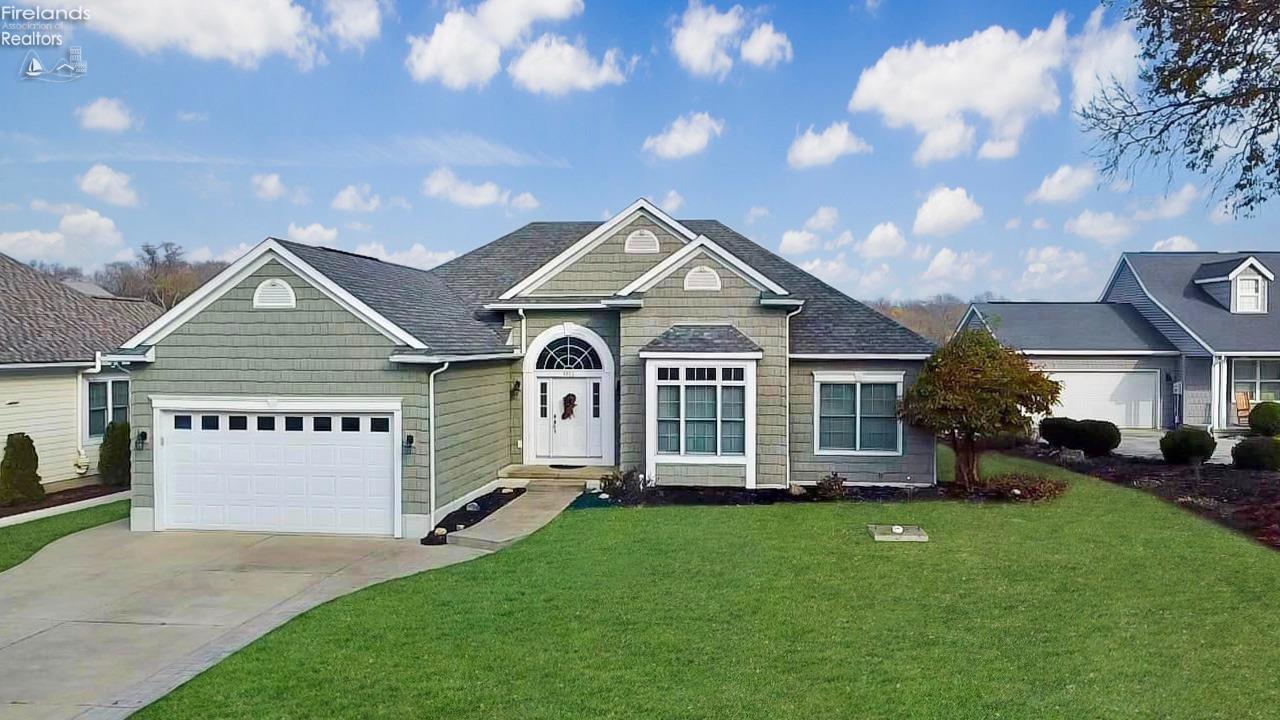 4453 E Forest Glen Lane