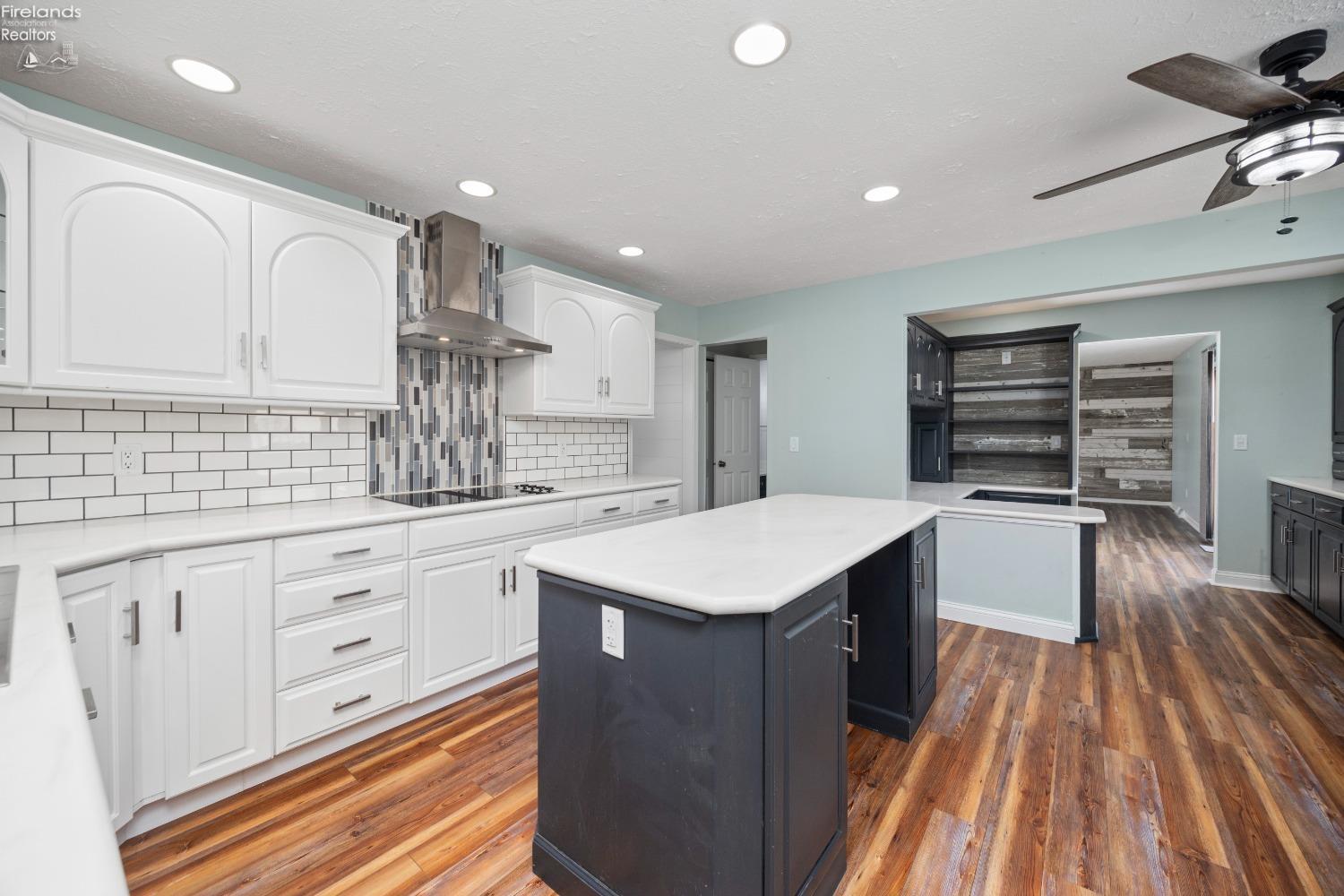 3409 Stonewood Drive