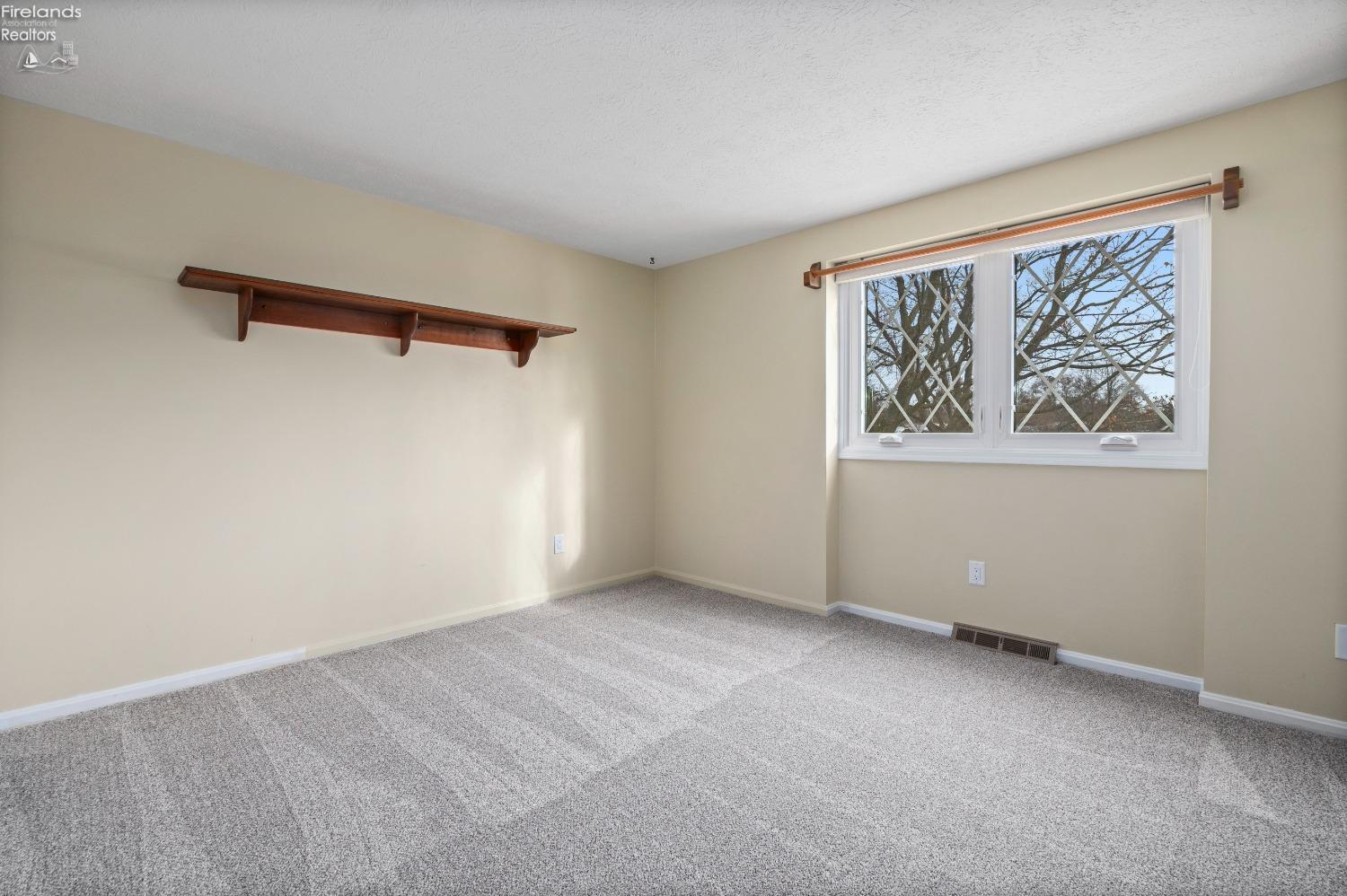 3409 Stonewood Drive