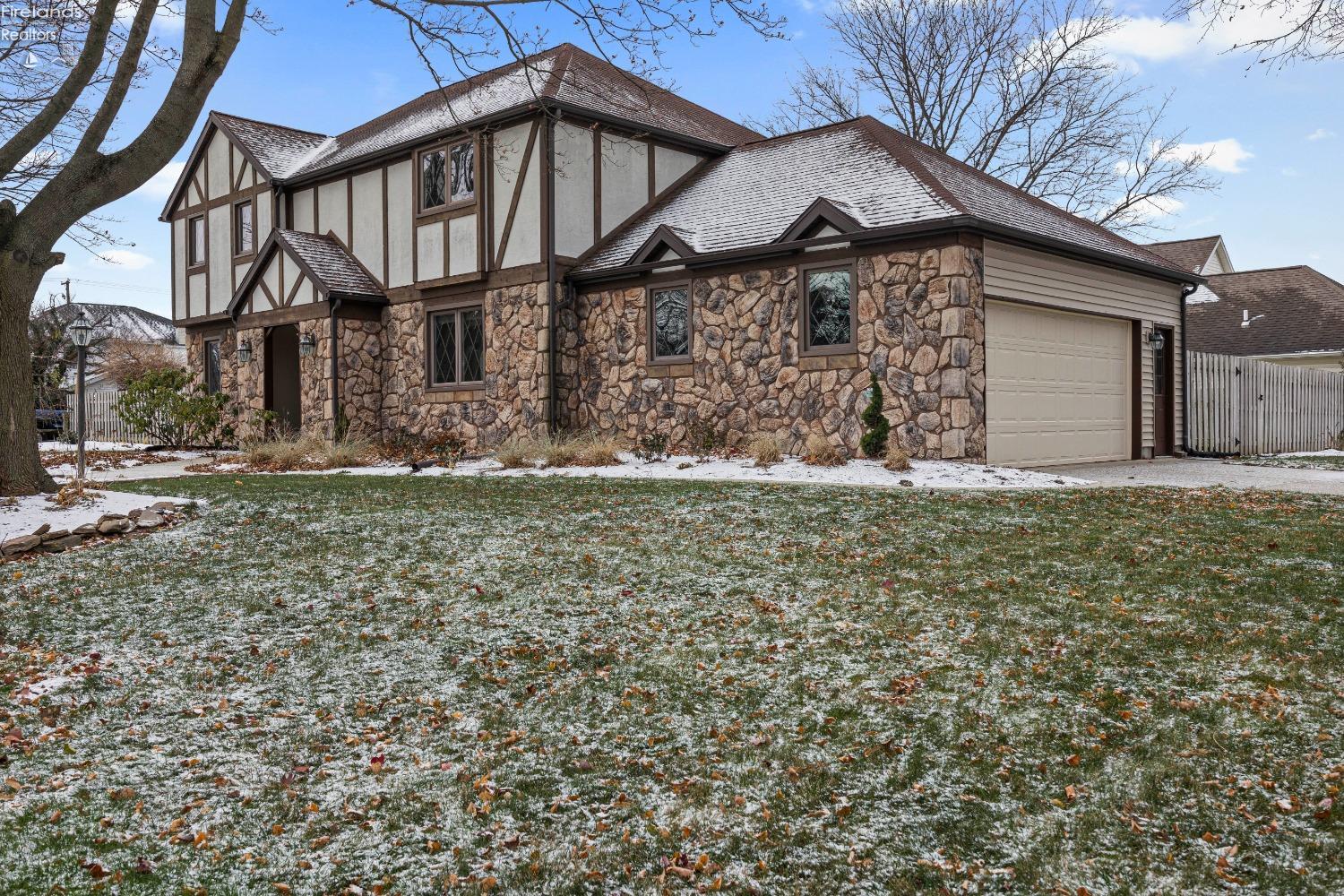 3409 Stonewood Drive