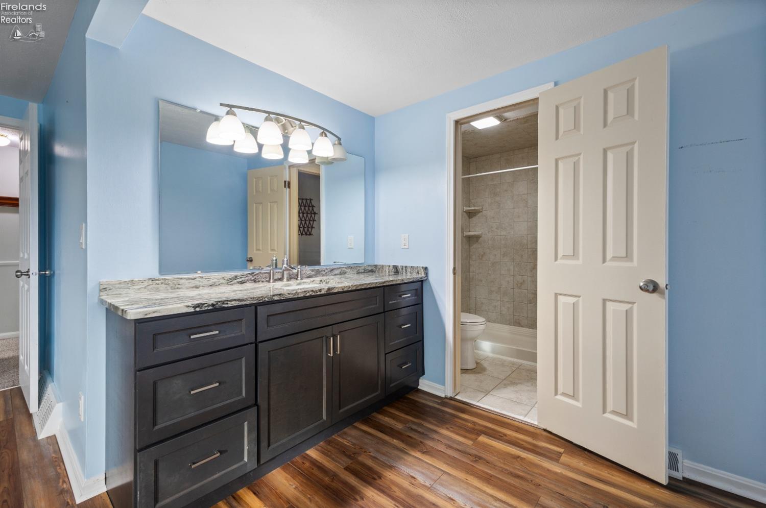 3409 Stonewood Drive