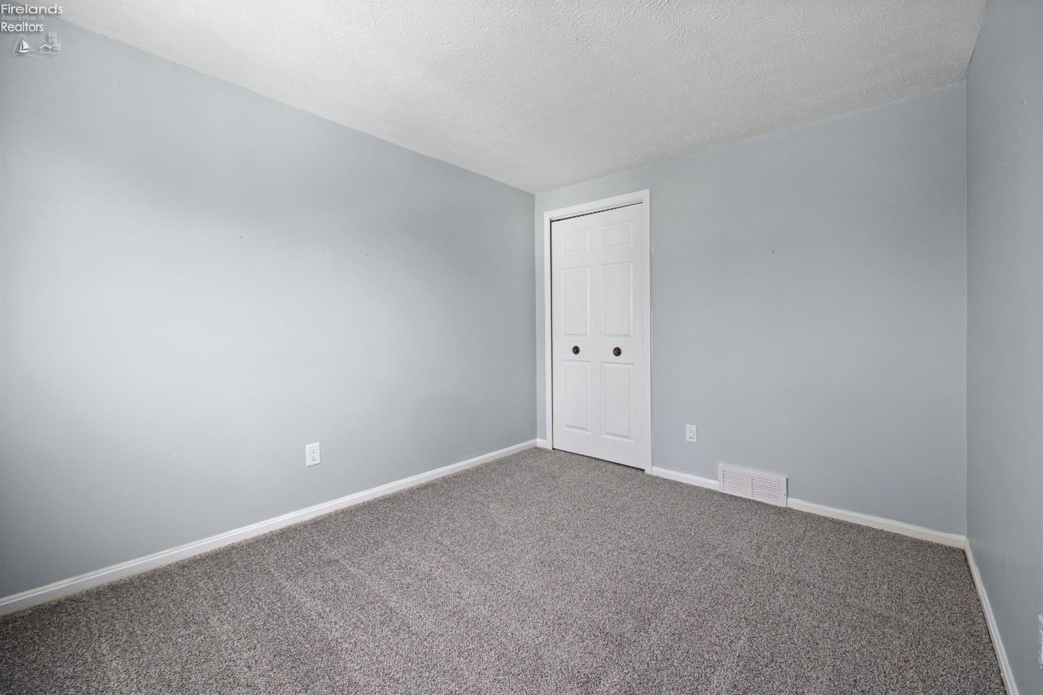 3409 Stonewood Drive