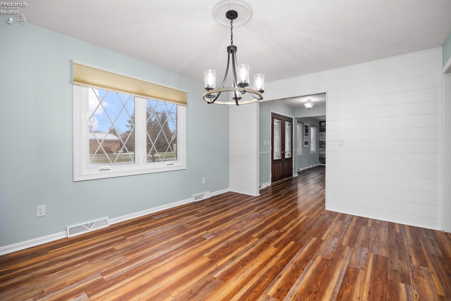 3409 Stonewood Drive