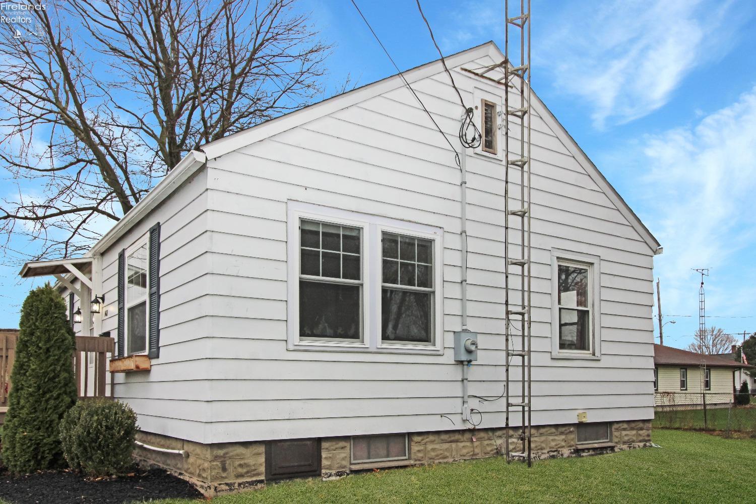 148 Maple Street