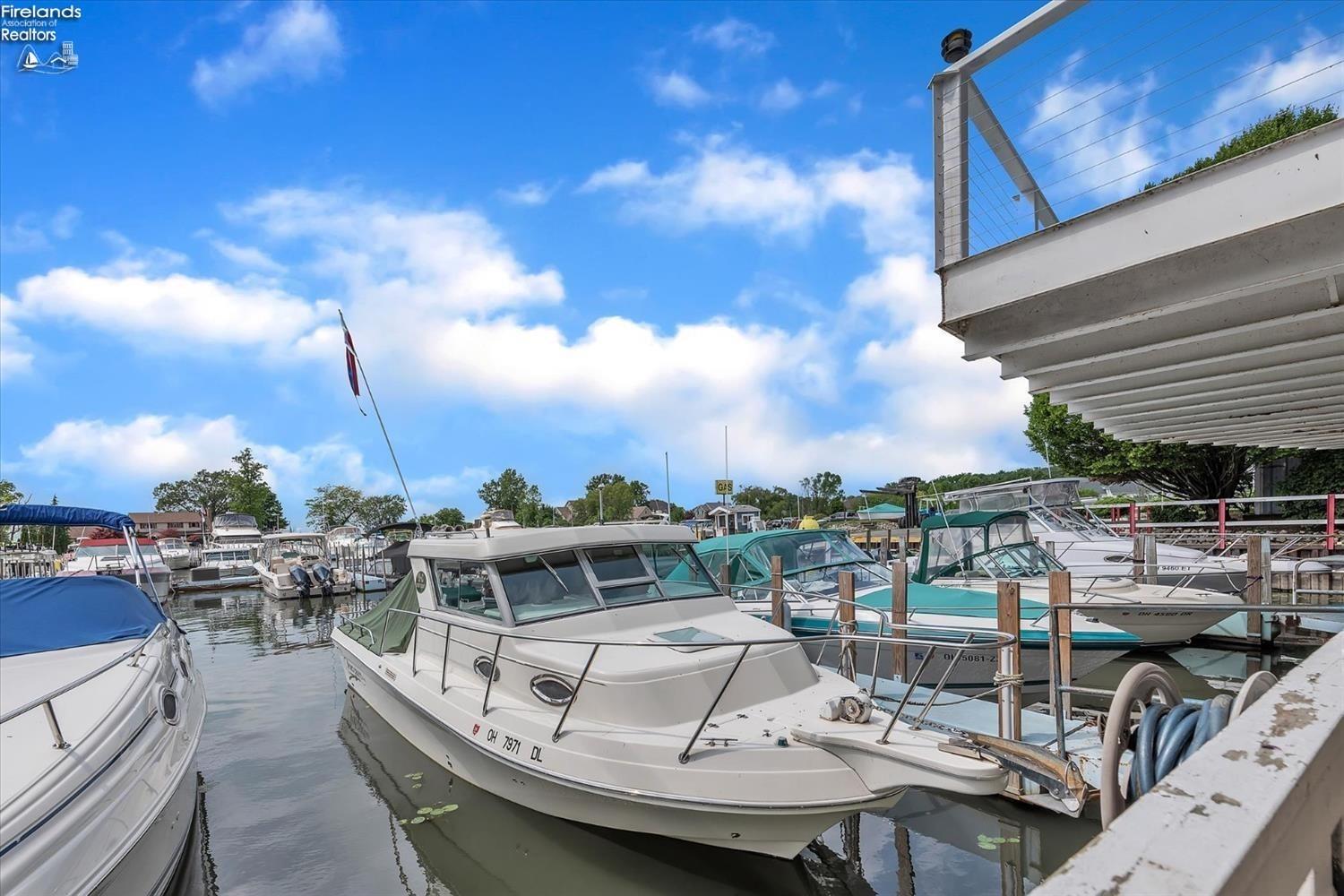 1552 NW Catawba Road D