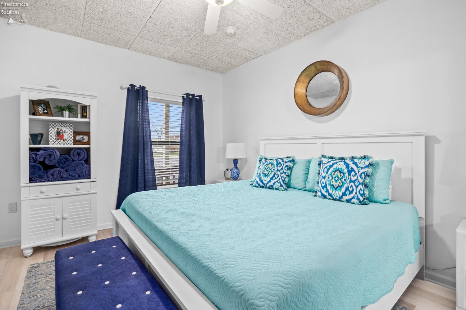 1552 NW Catawba Road D