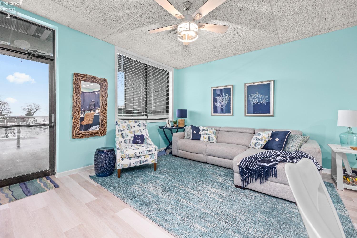 1552 NW Catawba Road D