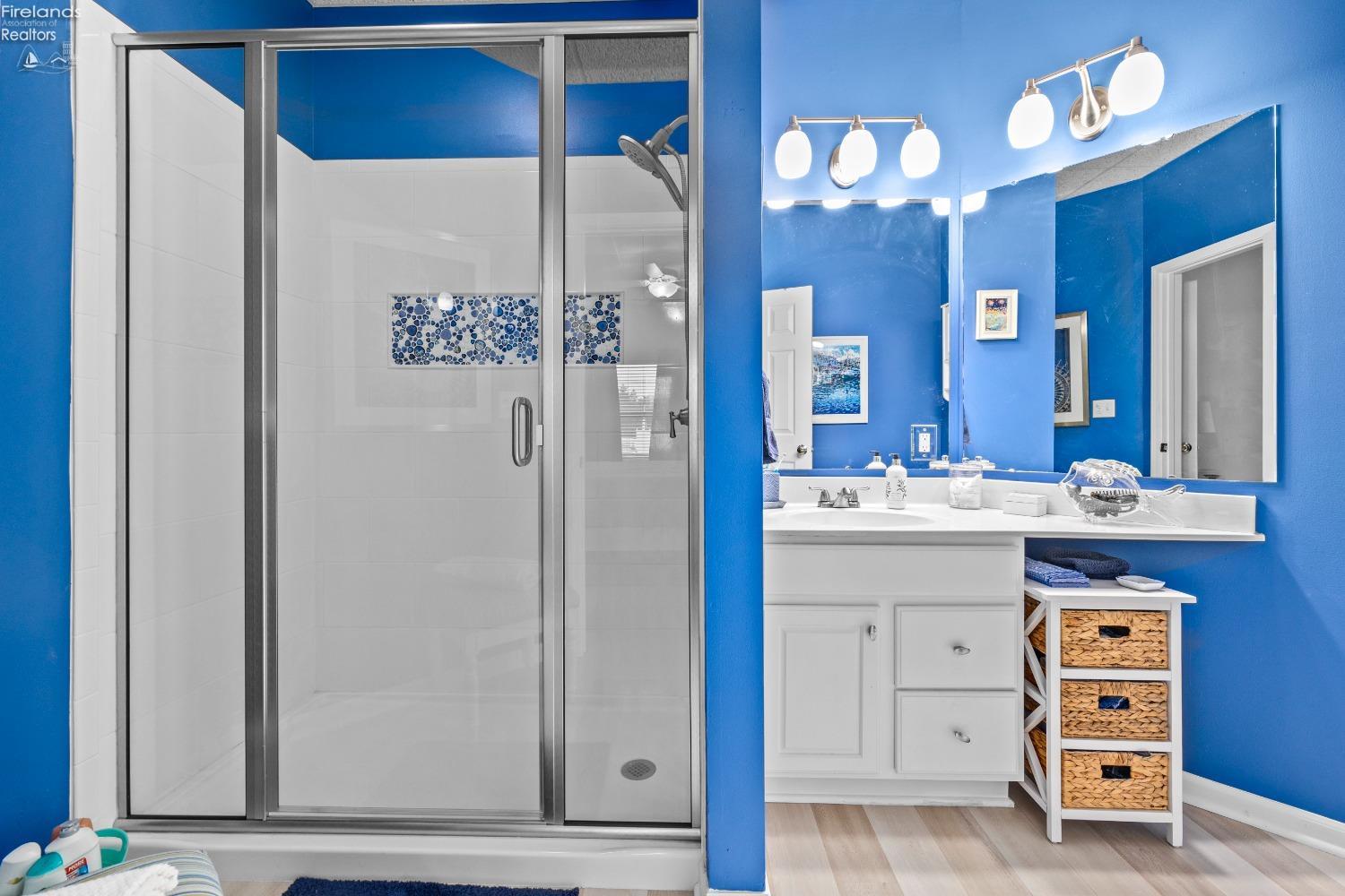 1552 NW Catawba Road D