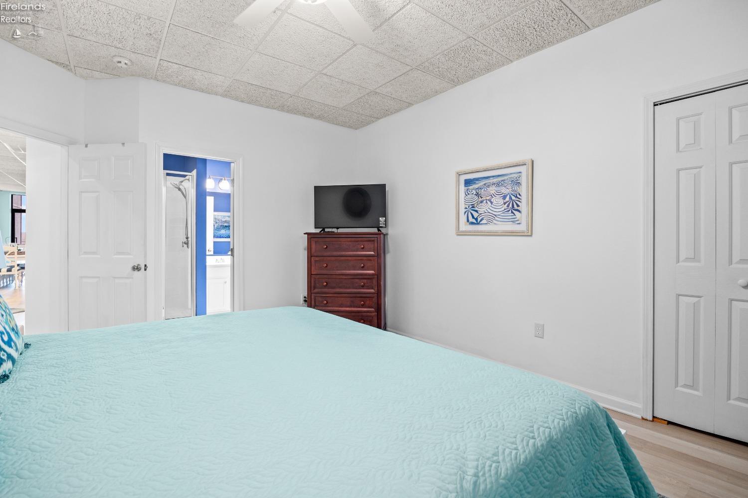 1552 NW Catawba Road D