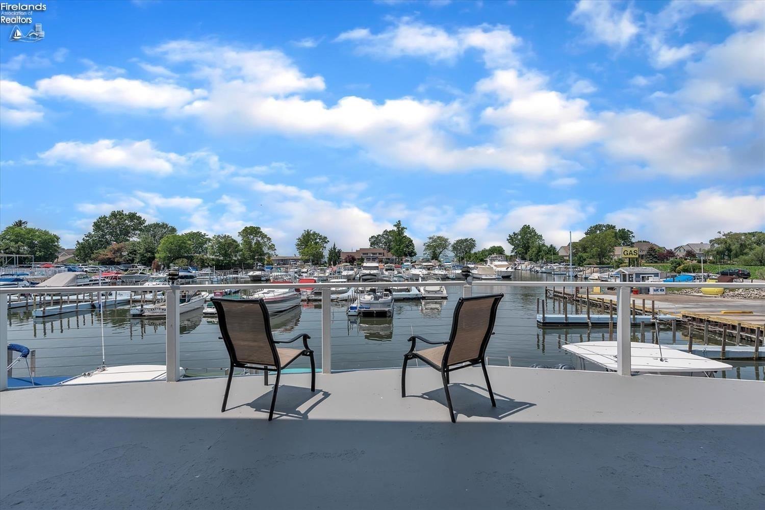 1552 NW Catawba Road D