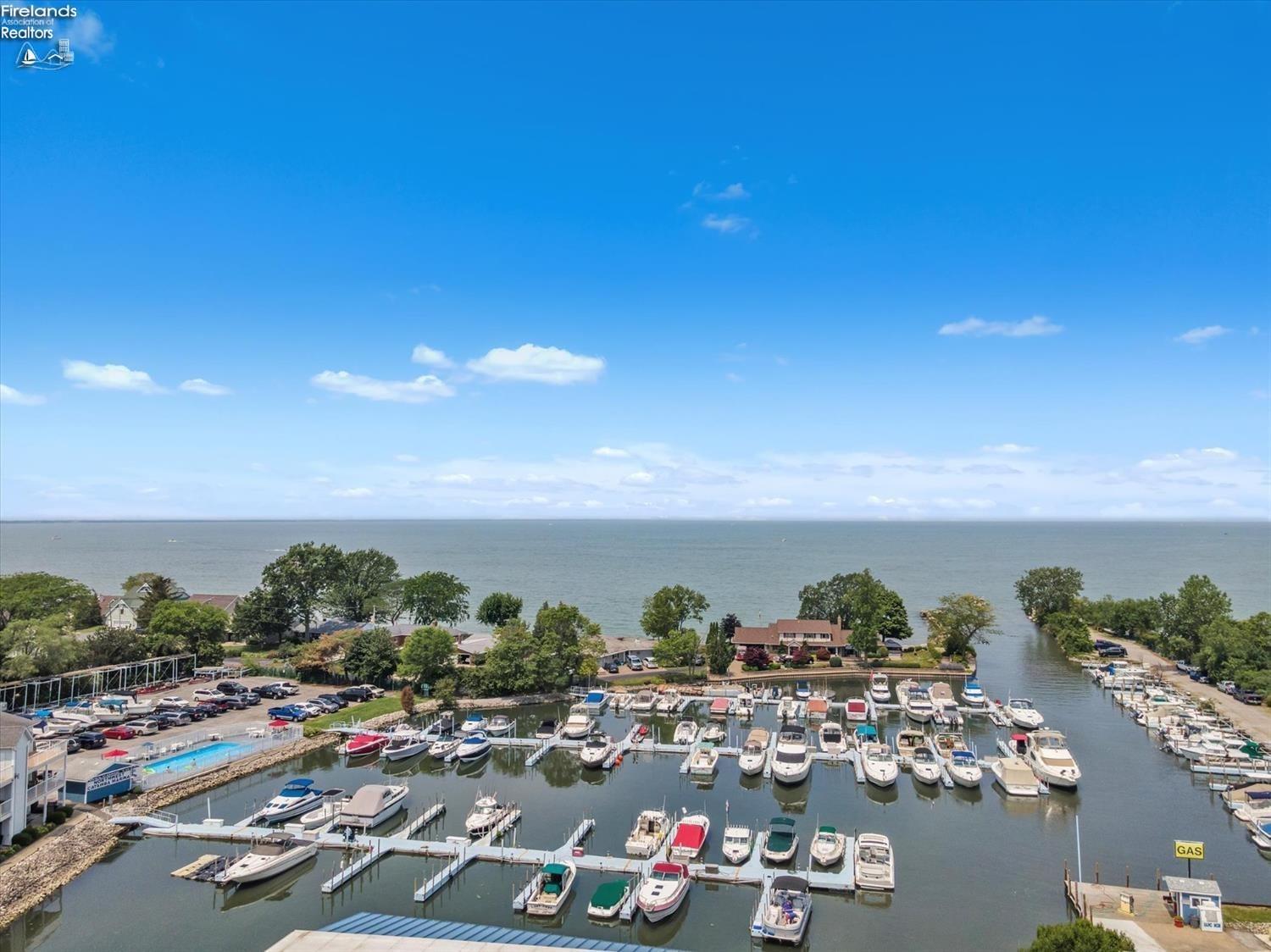 1552 NW Catawba Road D