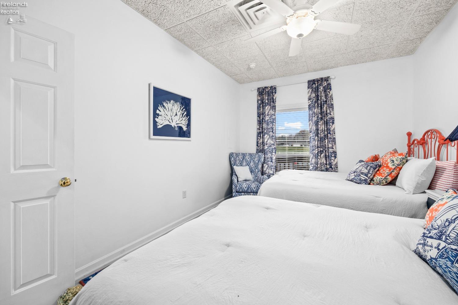 1552 NW Catawba Road D