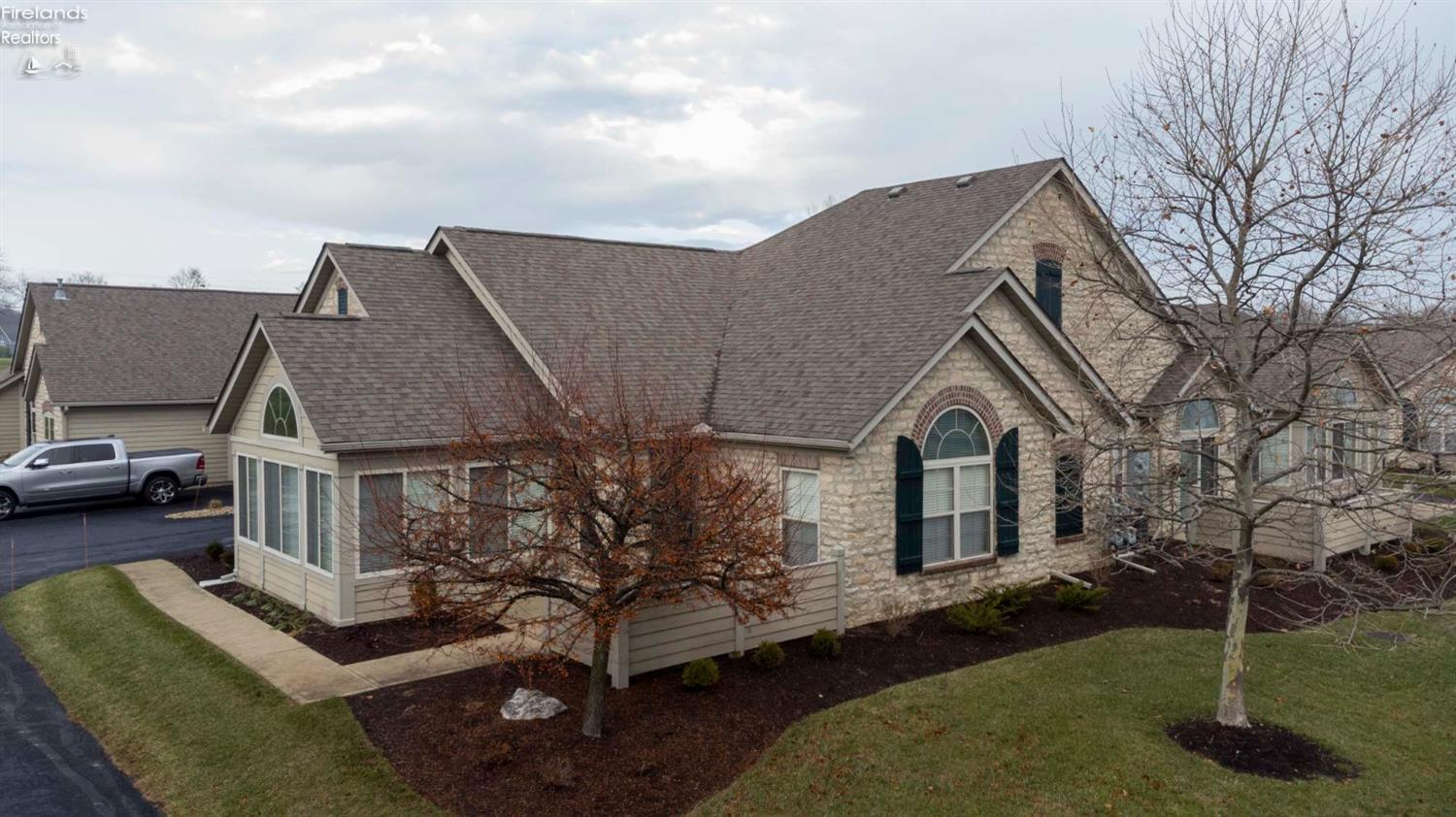2700 N Canterbury Circle A