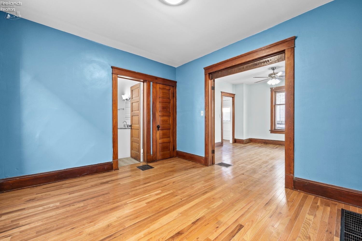 1527 Prospect Street