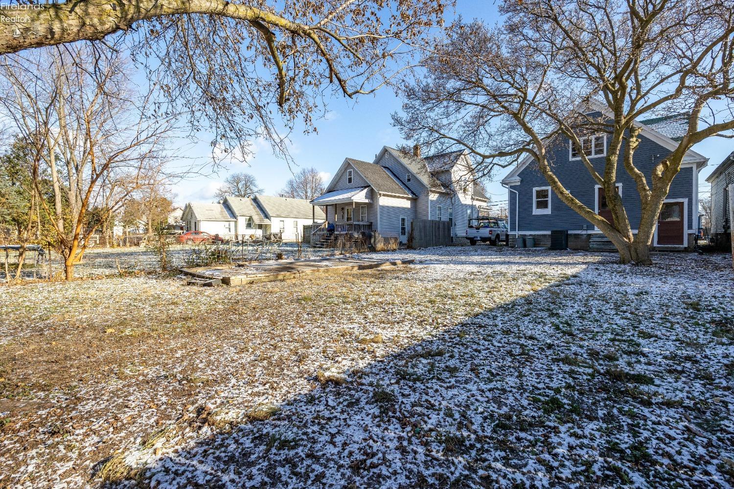 1527 Prospect Street