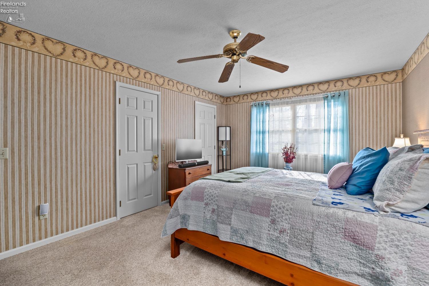 127 Briarwood Circle