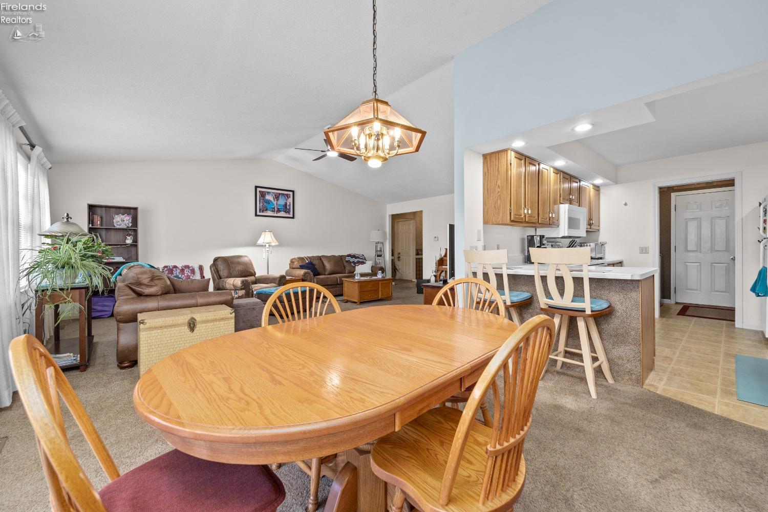 127 Briarwood Circle