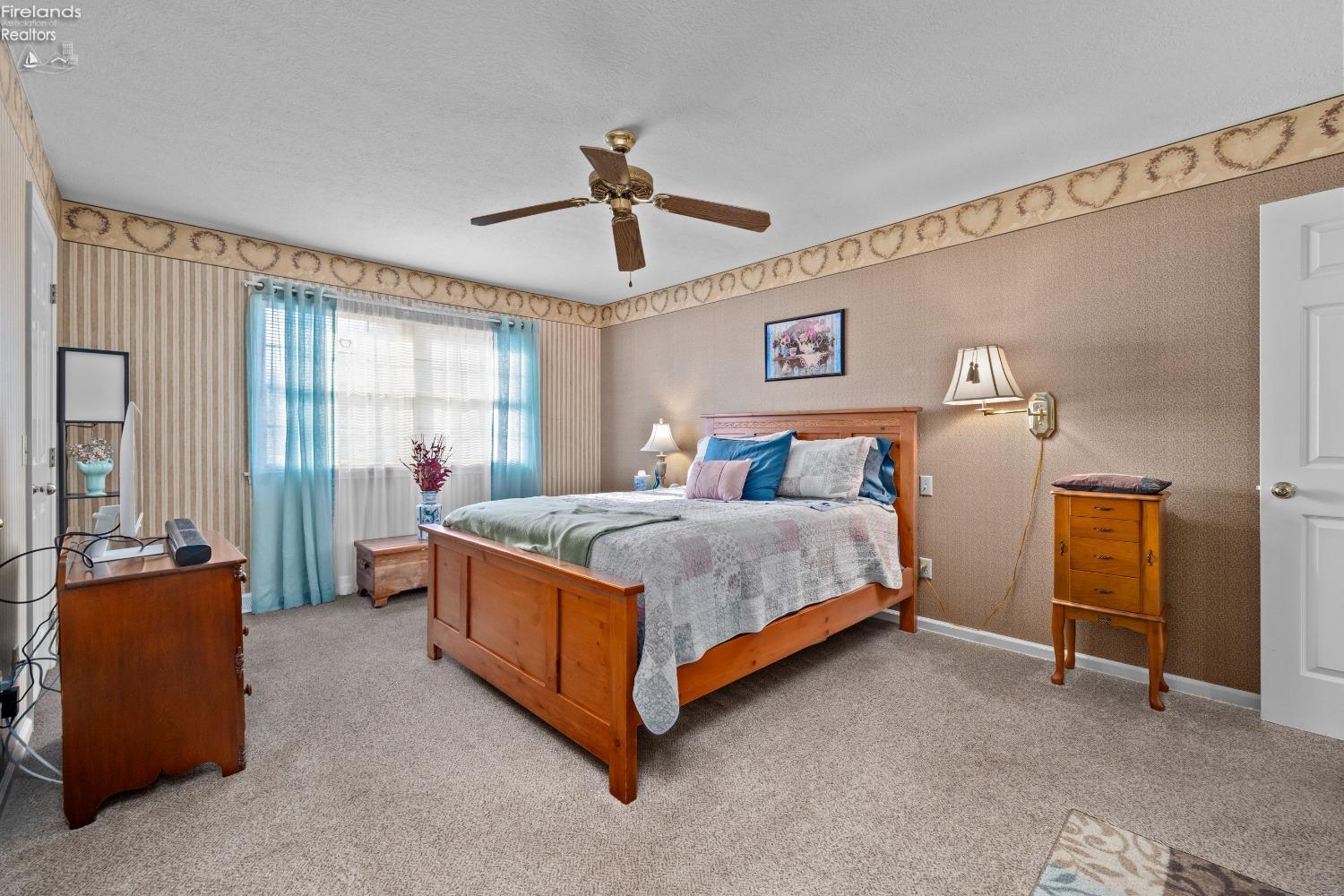 127 Briarwood Circle