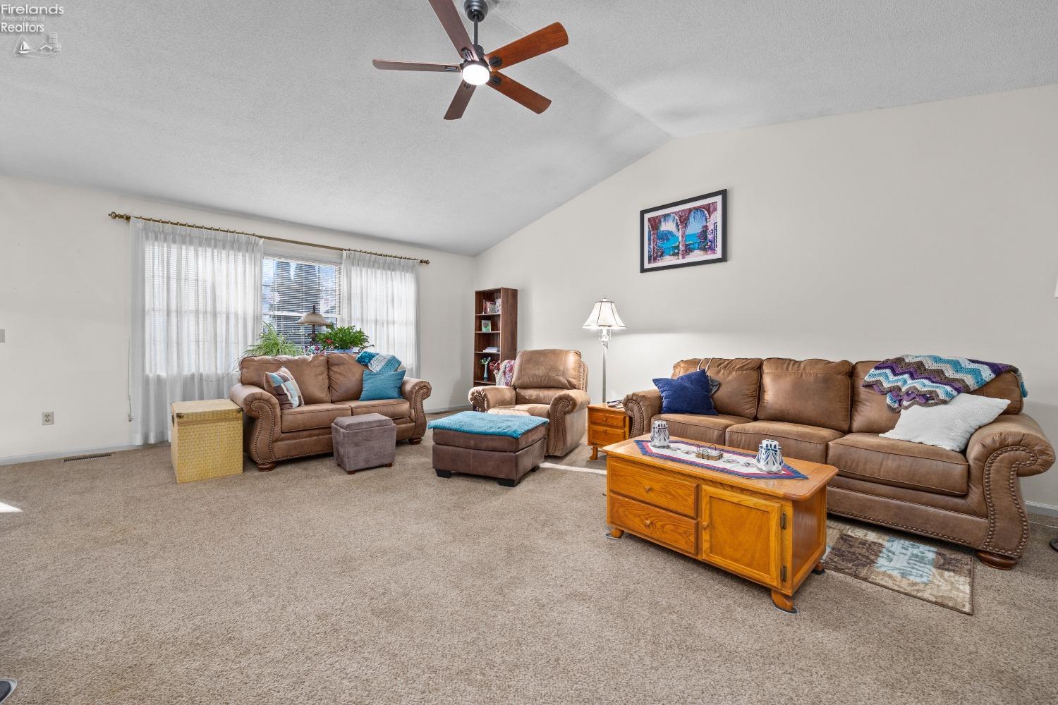 127 Briarwood Circle