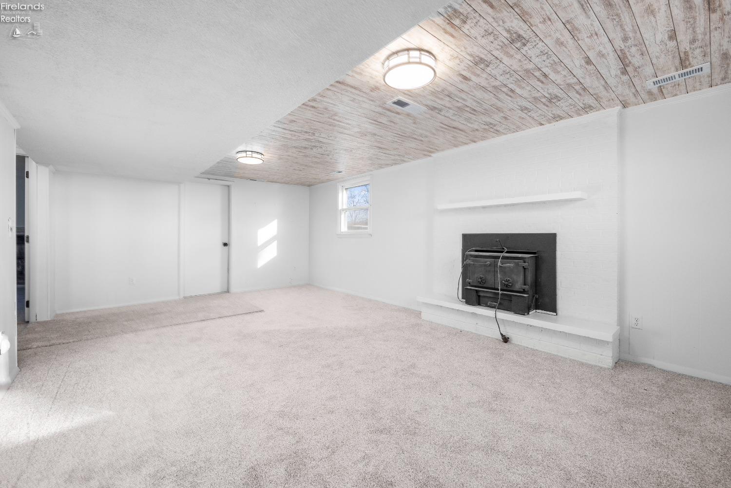 8117 Strecker Road