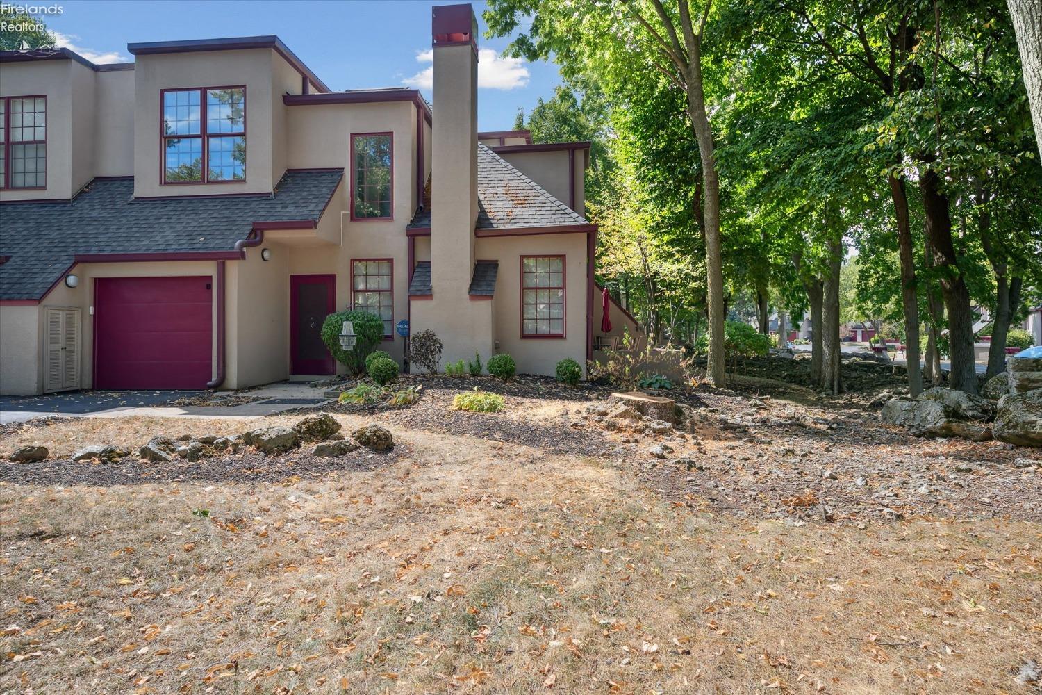 4340 Marin Woods B